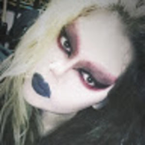 Meet your Posher, Selene